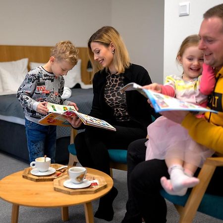 Hotel Smetanova Vsetín Екстериор снимка