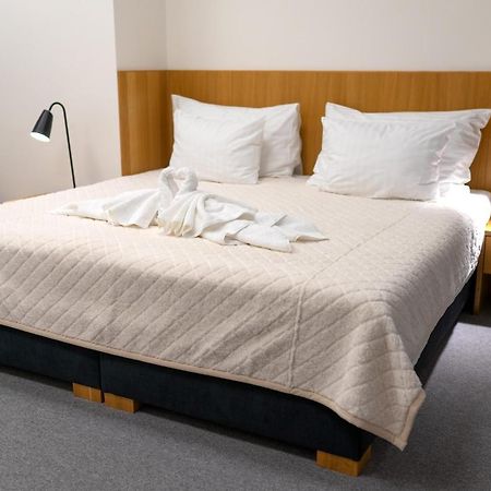 Hotel Smetanova Vsetín Екстериор снимка
